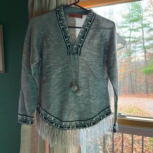 Handcrafted in Peru Alpaca sweater by Intisouvenirs
